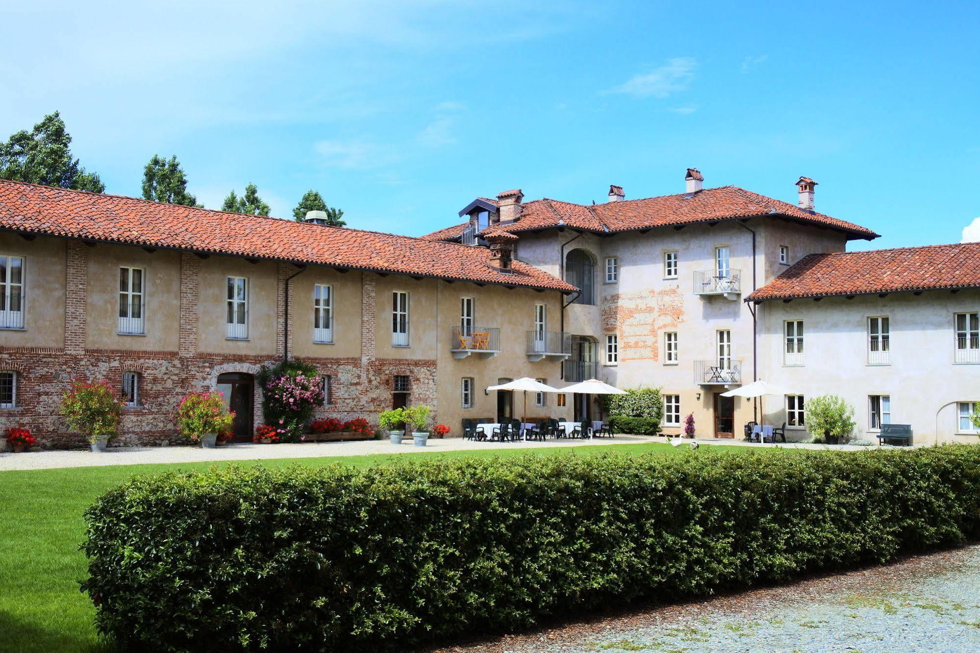 Hotel Antico Podere Propano 살루초 외부 사진