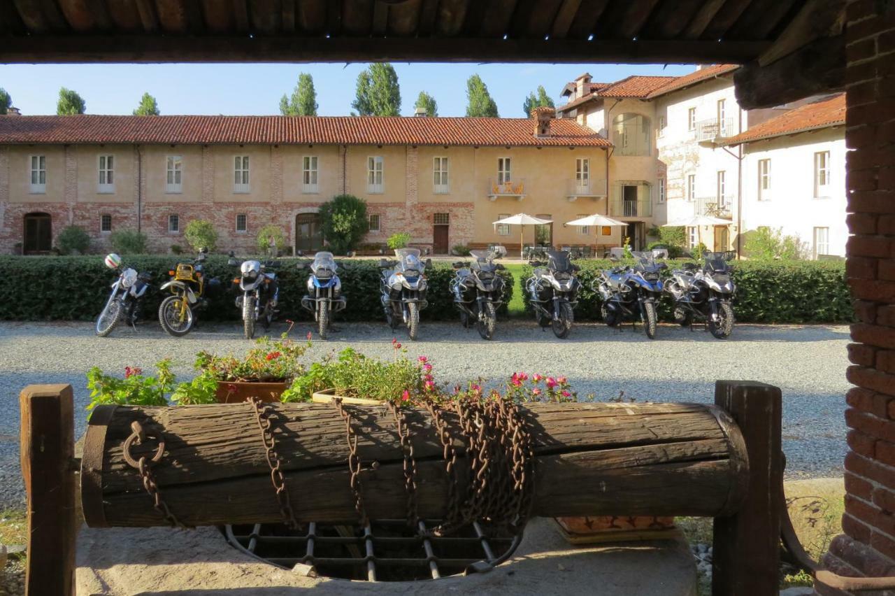 Hotel Antico Podere Propano 살루초 외부 사진