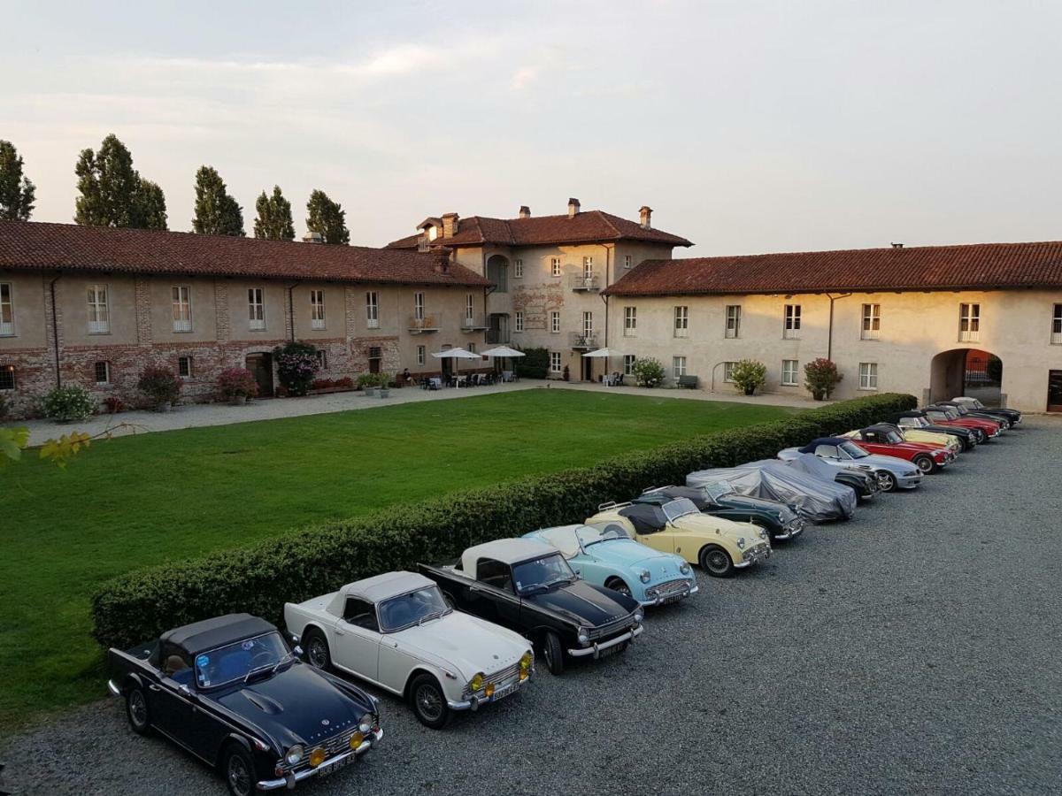 Hotel Antico Podere Propano 살루초 외부 사진