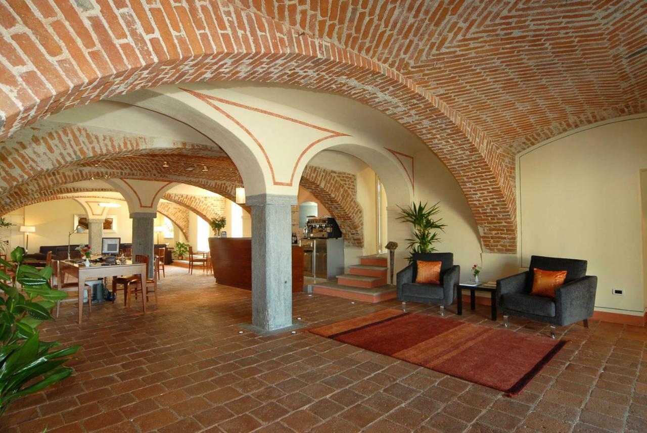 Hotel Antico Podere Propano 살루초 외부 사진