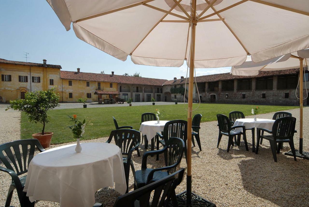 Hotel Antico Podere Propano 살루초 외부 사진